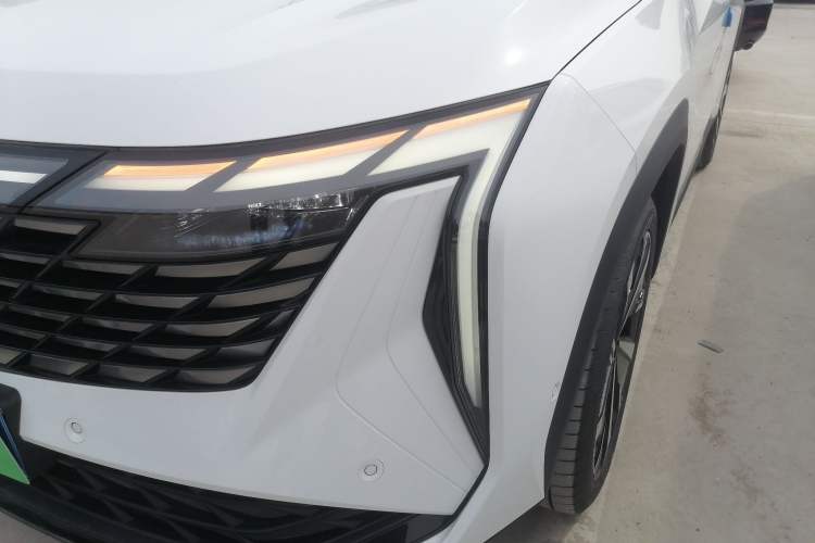 Used Geely Auto FX11 2024 2.0TD DCT Intelligent Driving Version