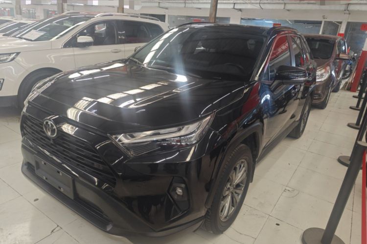 Used Toyota RAV4 2023 2.0L CVT Two-Wheel Drive Fashion Plus Edition