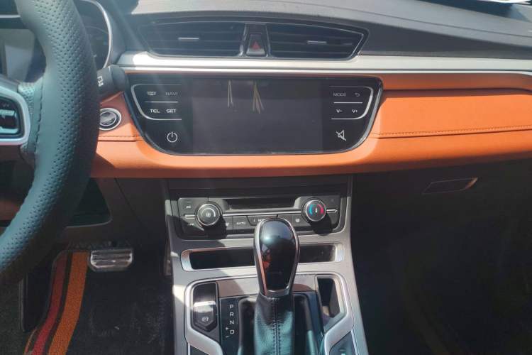 Used Geely Auto Vision S1 2018 1.5L CVT Fongchi Model Audio And AC Panel