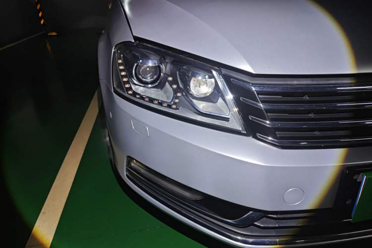 Used Volkswagen Magotan 2012 Travel Edition 2.0 TSI Luxury Version
