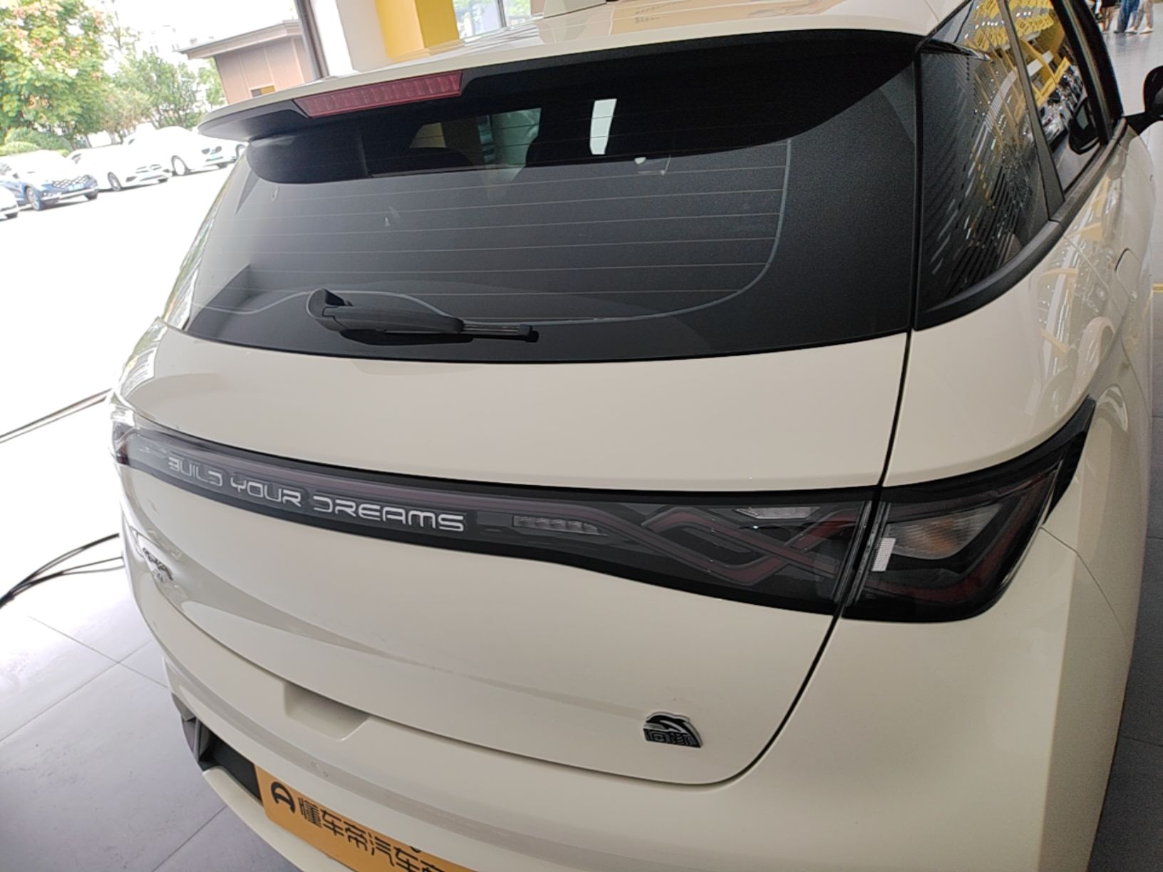 BYD Dolphin 2023 420 km Fashion Edition — снимка 5