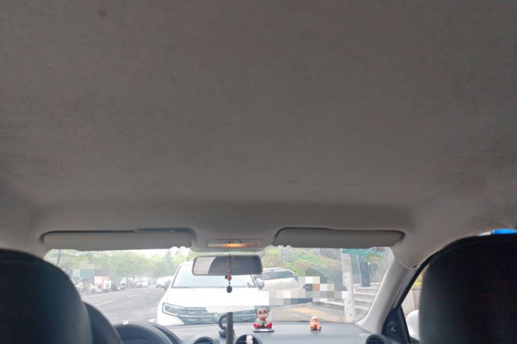 Used Volkswagen Jetta 2013 1.6L Manual Fashion Edition
