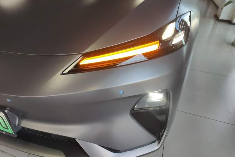 Used Deepal L07 2024 230Max Qiankun Intelligent Driving ADS SE Range-Extended Version
