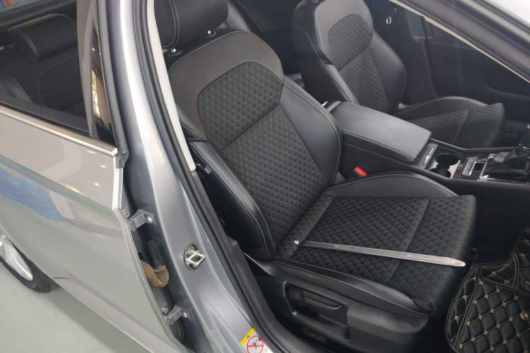 Used Skoda Superb 2016 TSI330 DSG Innovation Edition
