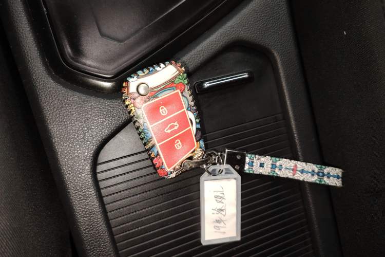 Used Volkswagen Tiguan L 2018 330TSI Automatic Two-Wheel Drive Luxury Edition