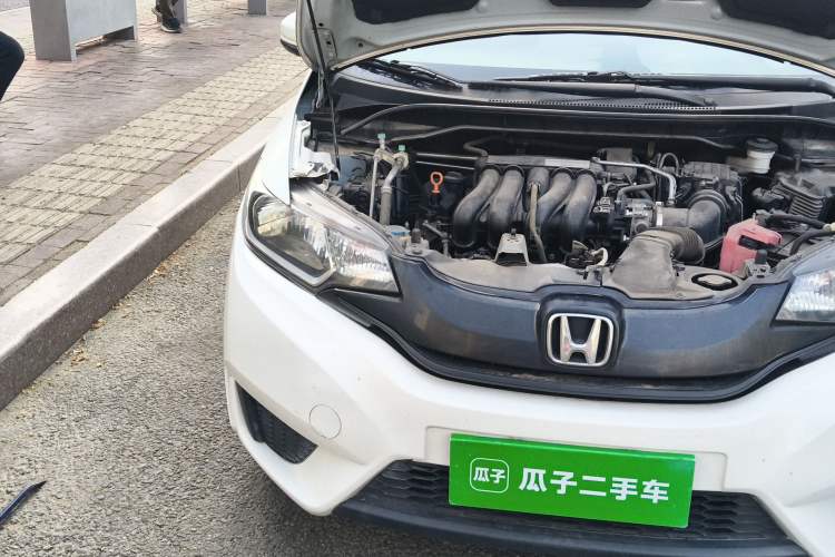 Used Honda Fit 2016 1.5L LX CVT Comfort Model Right Front Headlight