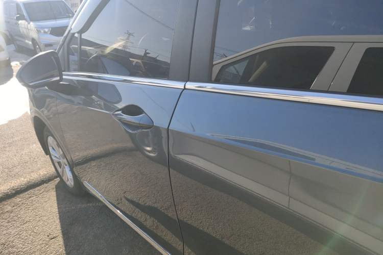 Used Wuling Jiachen 2022 1.5L Manual Light Comfort Edition
