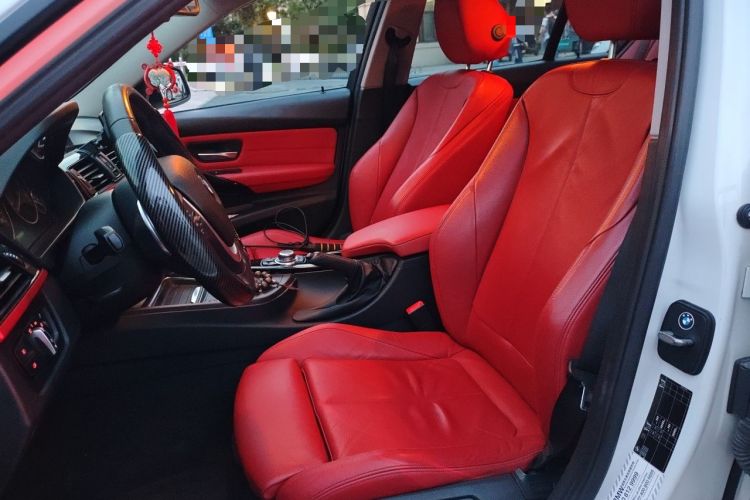 Used BMW 3 Series 2015 320i Luxury Edition Sports Design Package
