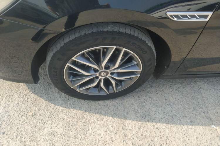 Used BYD Qin PLUS 2023 Champion Edition DM-i 120KM Beyond Model Exterior 4