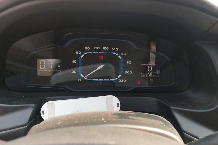 Used Roewe 360 2015 20T TST Deluxe Edition
