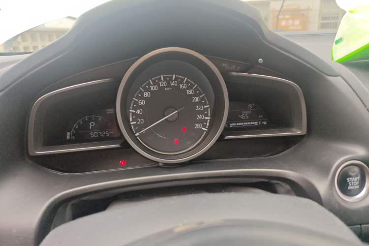 Used Mazda 3 Axela 2017 Sedan 1.5L Automatic Luxury Model China VI Standard
