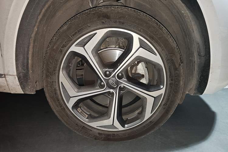 Used Geely Auto Monjaro L 2024 2.0TD High-Power Automatic Two-Wheel Drive Yunqi Version