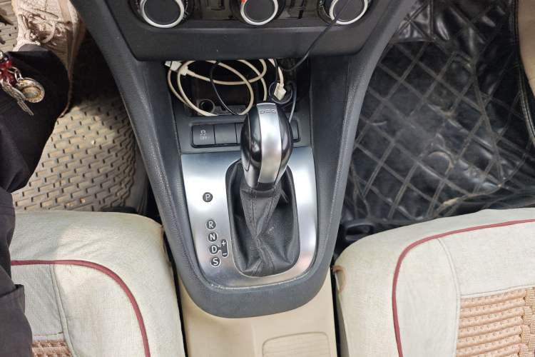 Used Volkswagen Golf 2012 1.4 TSI Automatic Comfort Edition Gear Lever