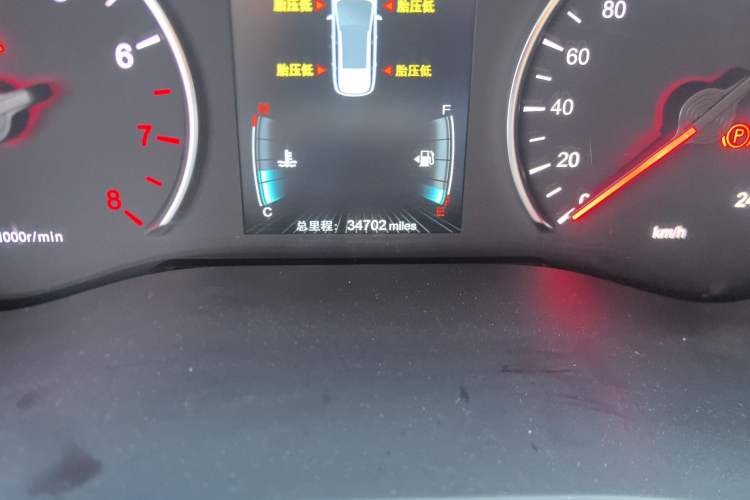 Used BYD Song MAX 2021 Upgraded Model 1.5T Automatic Luxury 6-Seater Odometer Close Up