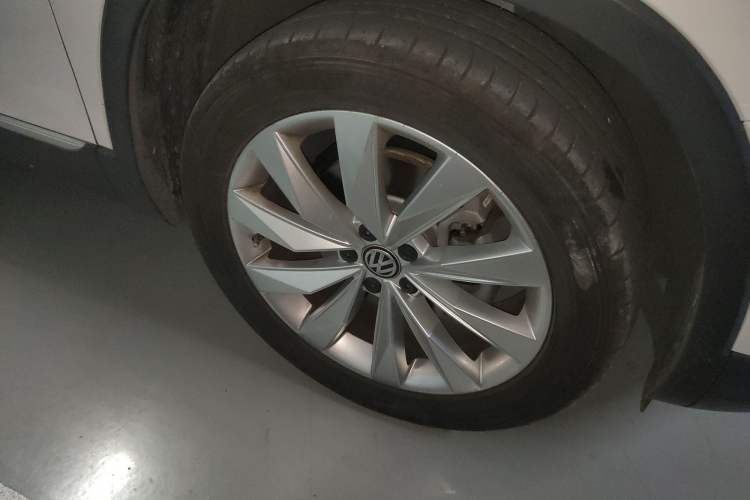 Used Volkswagen Tayron 2020 330TSI Two-Wheel Drive Luxury Connected Pro Edition