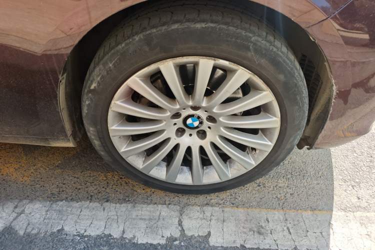 Used BMW 5 Series GT 2015 535i Leading Model Right Front Wheel Hub