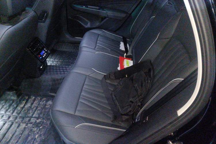 Used Volkswagen Passat 2023 Facelift 330TSI Luxury Edition
