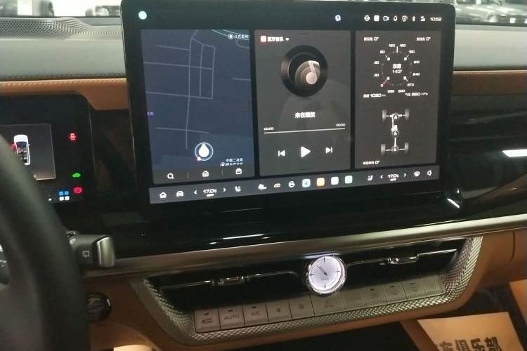 Used Tank 500 New Energy 2024 Hi4-T
