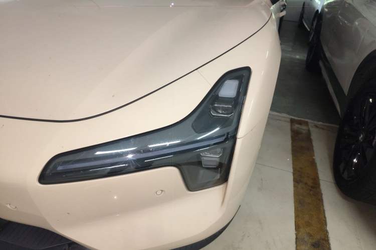 Used XPeng MONA M03 2024 620 with Ultra-Long Range Left Front Headlight