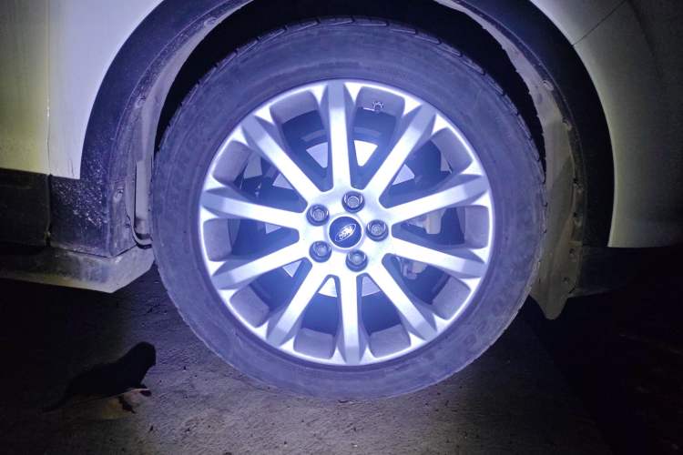 Used Ford Kuga 2015 1.5L GTDi Two-Wheel Drive Fashion Edition
