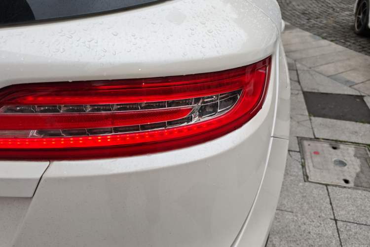 Used Lincoln MKC 2016 2.0T Four-Wheel Drive Prestige Edition Exterior 3