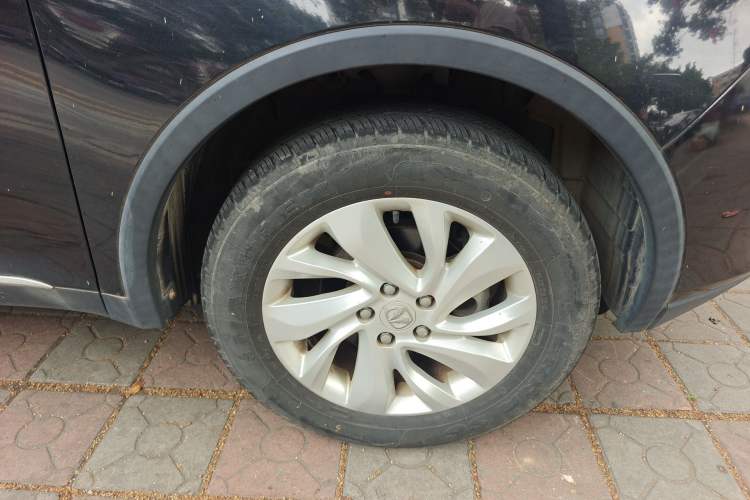 Used BAIC Weiwang S50 2016 1.5T Manual Joyful Luxury Edition
