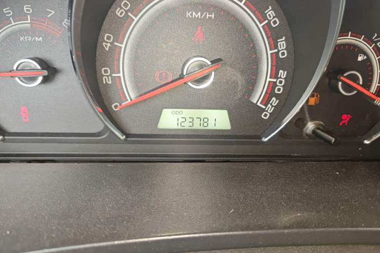 Used Baojun 630 2011 1.5L manual Comfort trim level
