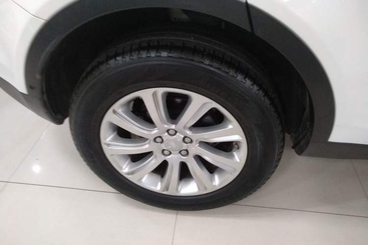 Used Land Rover Discovery Sport 2019 200PS PURE Edition China VI Standard
