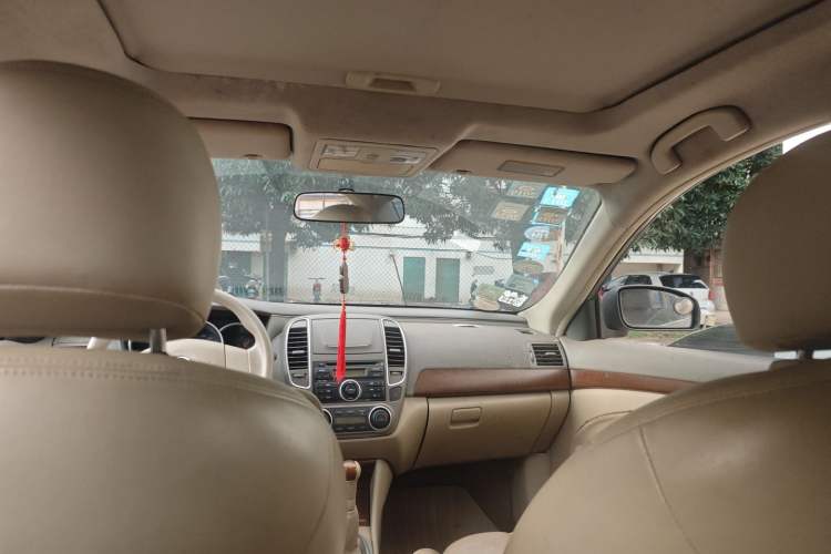 Used Nissan Sylphy 2009 1.6 XL Manual Luxury Sunroof Edition

