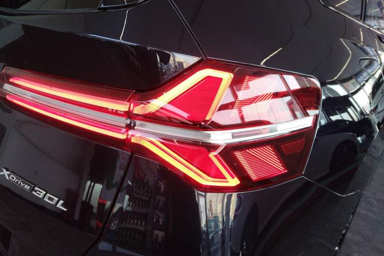 Used BMW X3 2025 Model, xDrive30L Leading M Sport Night Package Right Rear Taillight