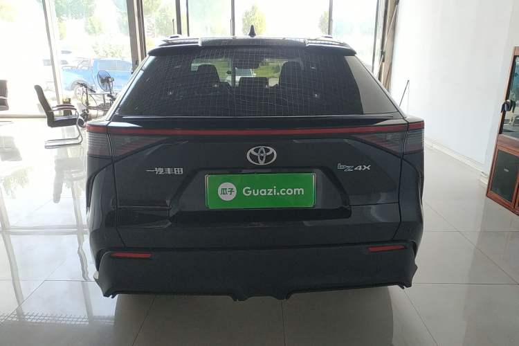 Used Toyota FAW bZ4X 2022 Two-Wheel Drive Long-Range PRO Version
