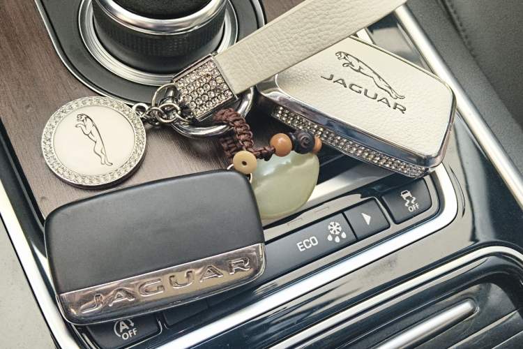 Used Jaguar XFL 2020 XFL 2.0T P200 Two-Wheel-Drive Elite Edition
