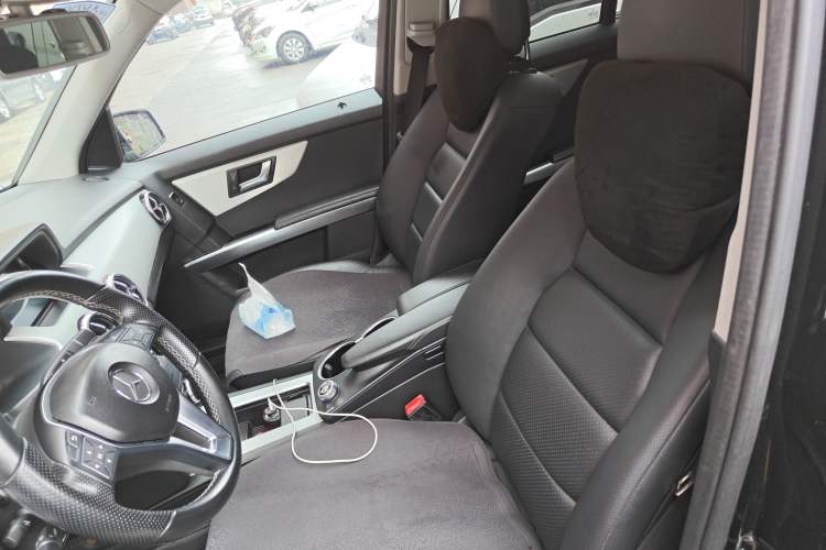 Used Mercedes-Benz GLK-Class 2013 GLK 300 4MATIC Dynamic Sunroof Model
