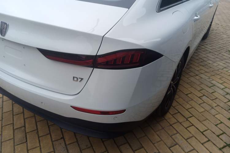 Used Roewe D7 2025 DMH 125km World Champion Edition Right Rear Taillight