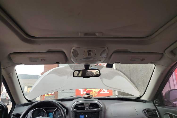 Used GAC Trumpchi GS5 2013 1.8T Automatic 4x4 5th Anniversary Edition Headliner