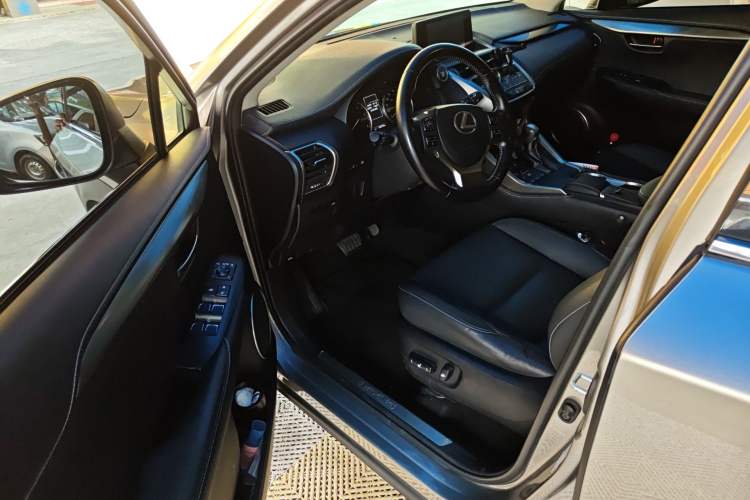 Used Lexus NX 2018 300 Front-Drive Freeline Edition