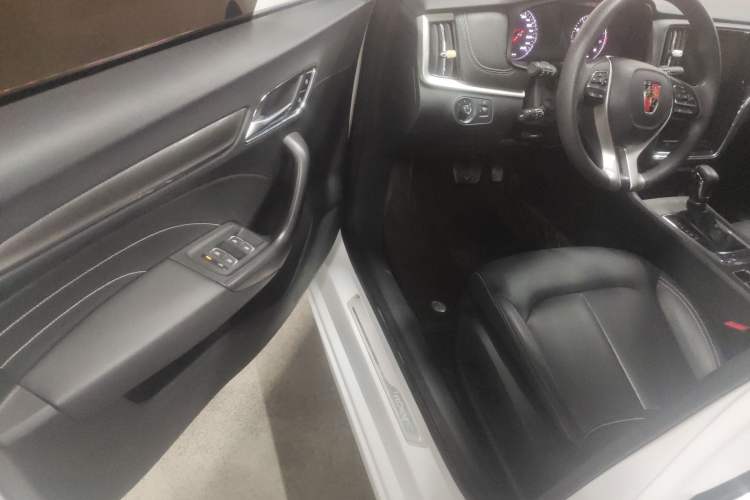 Used Roewe i6 2020 PLUS 1.6L CVT 4G Connected Glory Flagship Edition