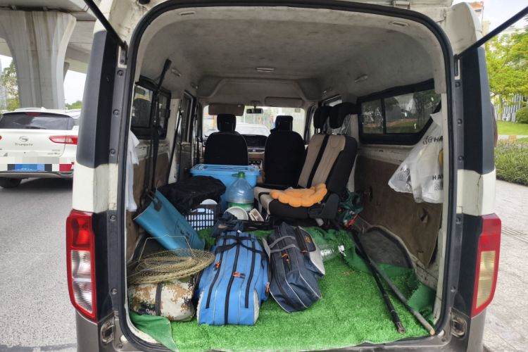 Used CHANGAN KUAYUE Xing V5 EV 2021 Luxury 6-Seater Passenger Bus with Lingdian System
