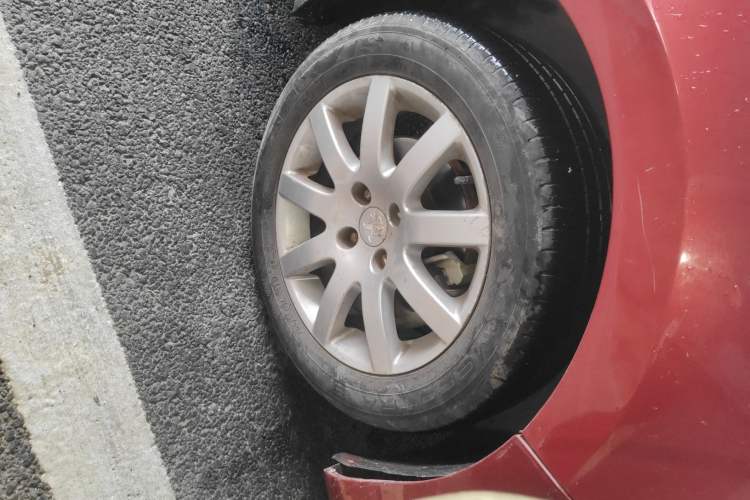 Used Peugeot 308 2013 1.6L Automatic Fashion Model
