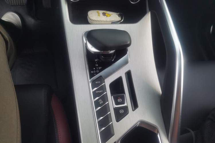 Used Geely Auto Coolray 2021 1.4T DCT Diamond Edition Gear Lever