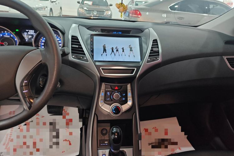 Used Hyundai Elantra (5th Generation / Langdong) 2016 1.6L Automatic Smart Version