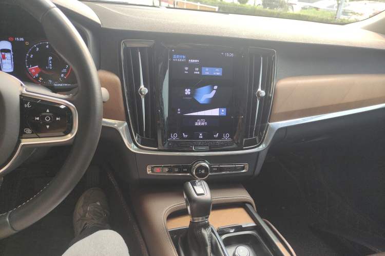 Used Volvo S90 2020 T5 Zhiyi Luxury Edition Audio And AC Panel