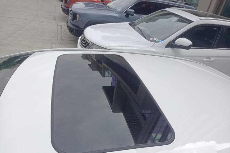 Used Toyota Levin 2024 185T CVT Luxury Edition