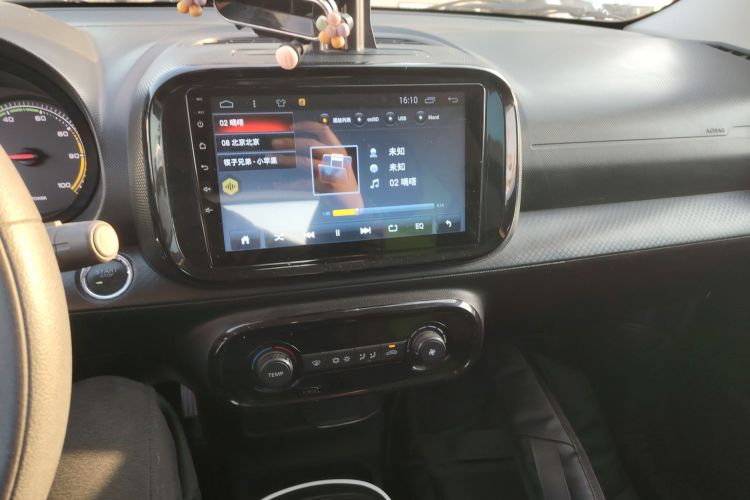 Used Roewe Clever 2021 302 km New Four-Seater Super-Efficient Version
