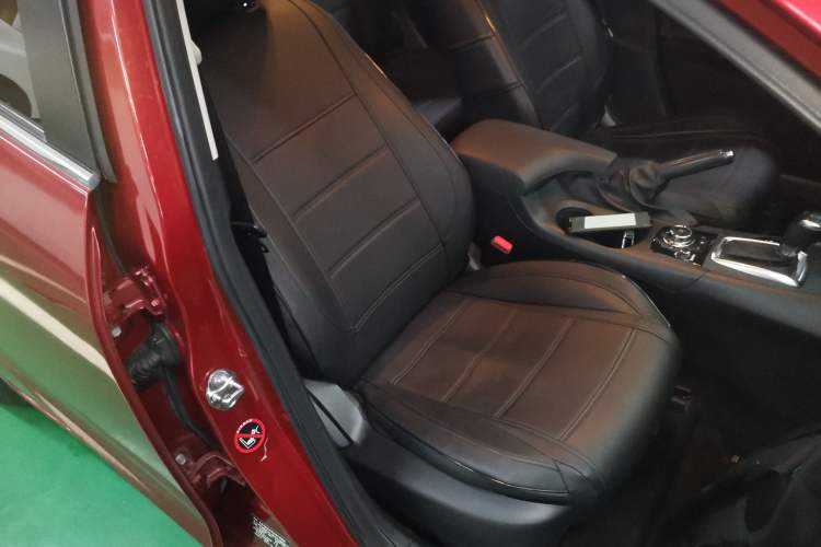 Used Mazda Mazda 3 Axela 2016 Sedan 1.5L Automatic Comfort Model
