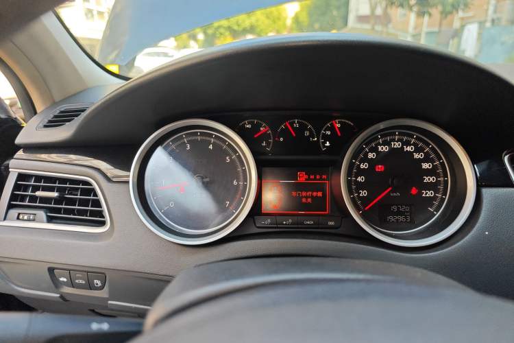 Used Peugeot 508 2013 2.0L 2nd Anniversary Edition Automatic Smart Enjoyment Version
