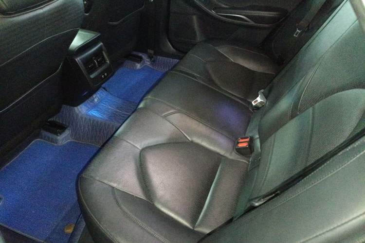 Used Toyota Avalon 2019 2.0L Luxury Edition China VI Standard