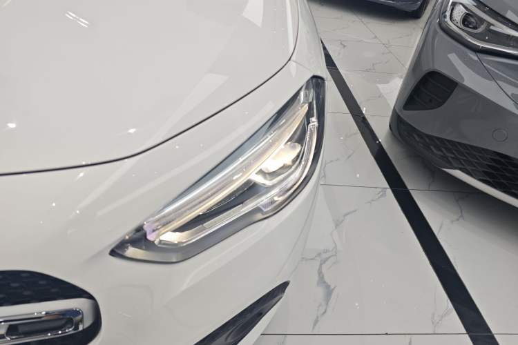 Used Mercedes-Benz GLA 2023 GLA 220
