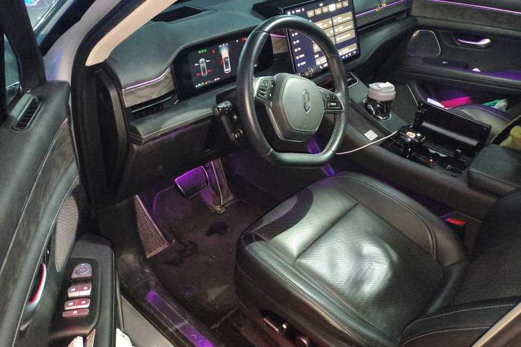 Used Hima AITO M5 2022 Range-Extended Rear-Drive Standard Version Driver Seat