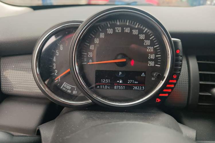 Used MINI MINI 2014 1.5T COOPER Fun
